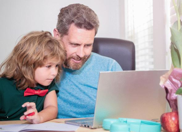 CyberSkill este o platforma dedicata promovarii educatiei in domeniul securitatii cibernetice, adresandu-se tuturor persoanelor care folosesc un dispozitiv conectat la internet, indiferent de varsta. Misiunea noastra este de a cultiva o cultura digitala sigura si responsabila, cu viziunea de a deveni centrul de referinta national in educatia pentru securitate cibernetica.